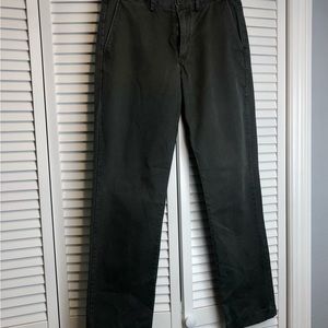 J Crew Men’s 30-32 Green Chino Pant 100% Cotton Classic Fit Flat Front